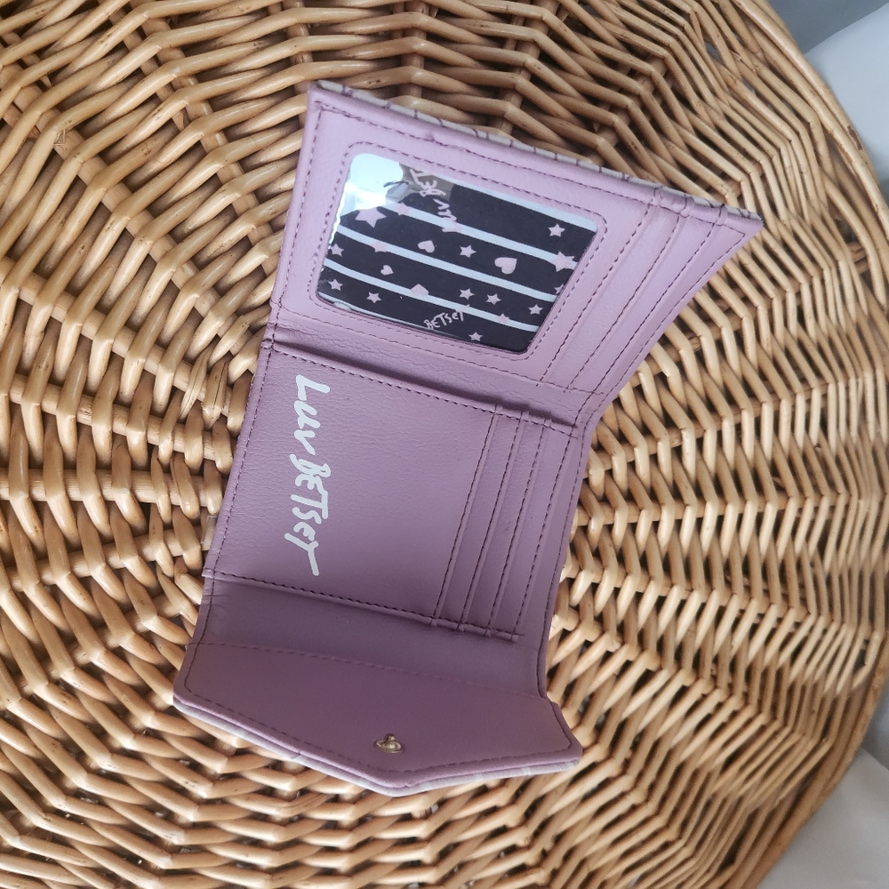 Betsy Johnson Wallet in a pink /lavendar color small sized carries plenty - Picture 3 of 4